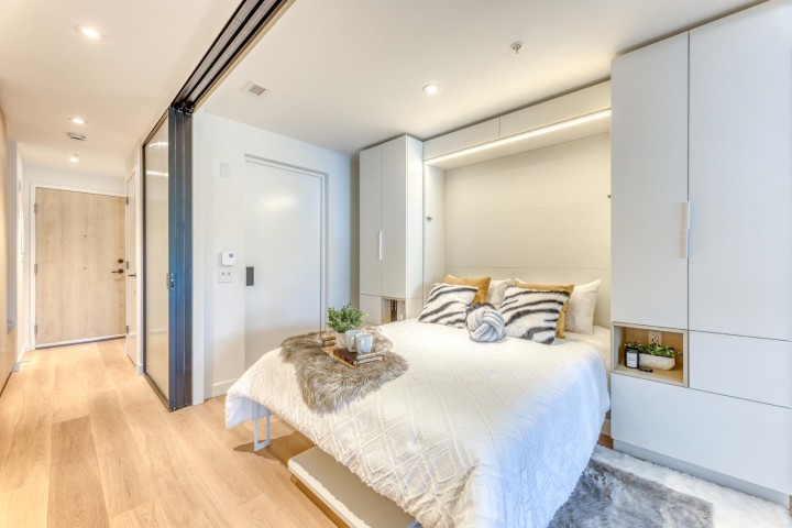 Photo 10 at 512 - 2471 St. George Street, Mount Pleasant VE, Vancouver East