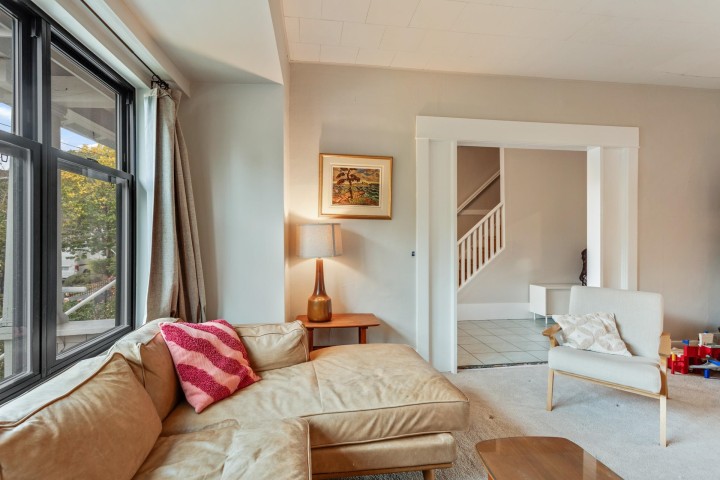 Photo 4 at 1444 Lakewood Drive, Grandview Woodland, Vancouver East