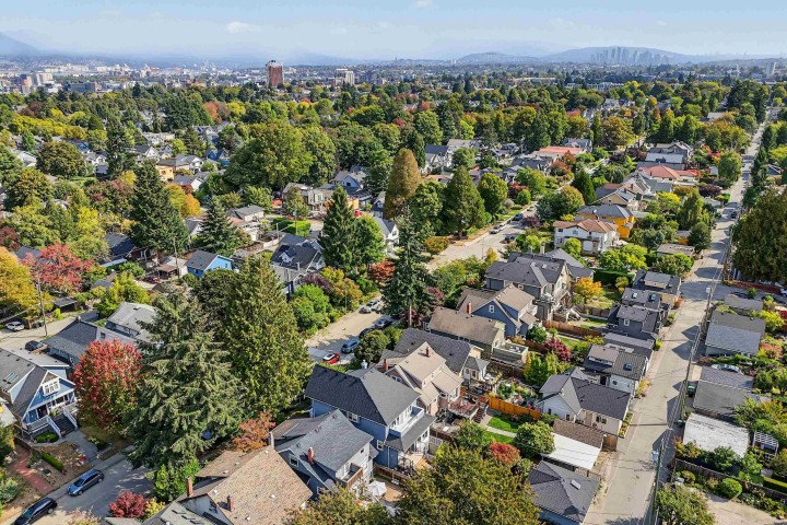 Photo 38 at 462 W 19th Avenue, Cambie, Vancouver West