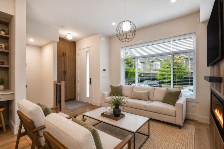 Photo 3 at 6280 Wales Street, Killarney VE, Vancouver East