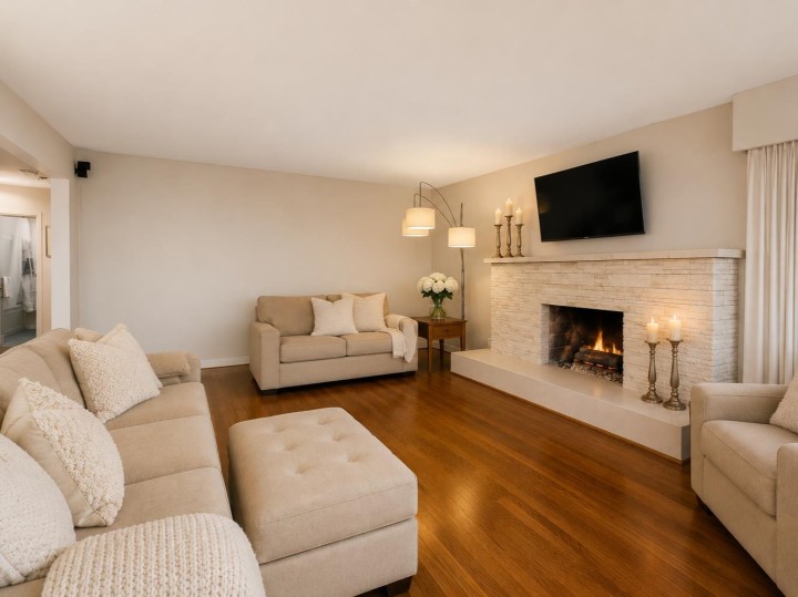 Photo 11 at 68 Bonnymuir Drive, Glenmore, West Vancouver