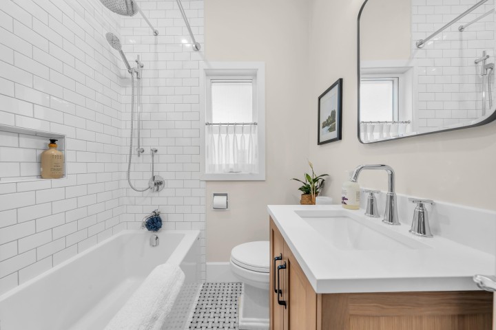 Photo 22 at 853 E 20th Avenue, Fraser VE, Vancouver East