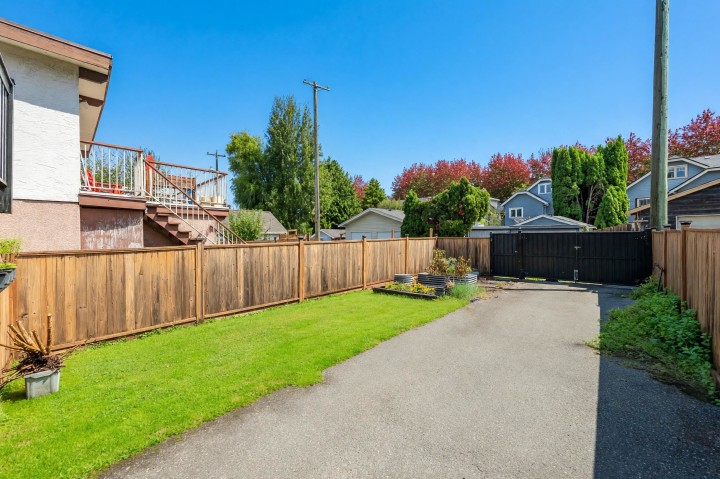 Photo 36 at 853 E 20th Avenue, Fraser VE, Vancouver East