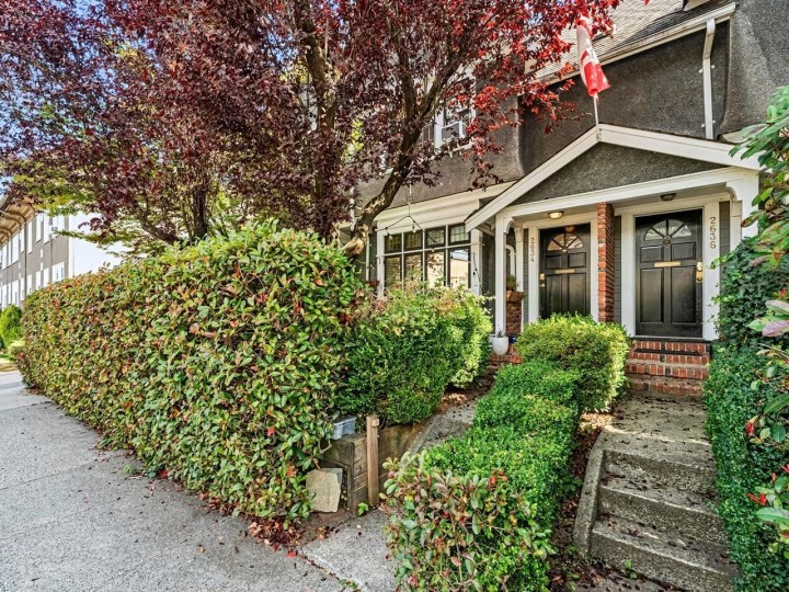 Photo 2 at 2634 Hemlock Street, Fairview VW, Vancouver West