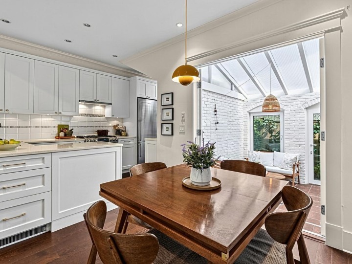 Photo 16 at 2634 Hemlock Street, Fairview VW, Vancouver West