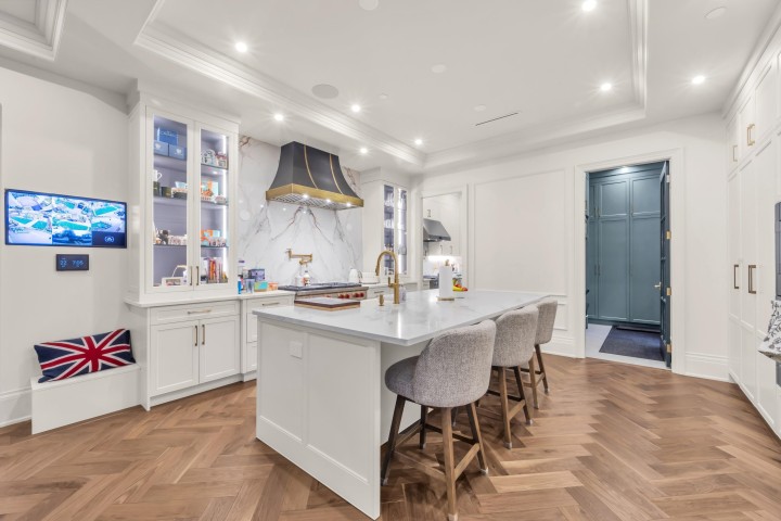 Photo 5 at 1443 W 57th Avenue, South Granville, Vancouver West