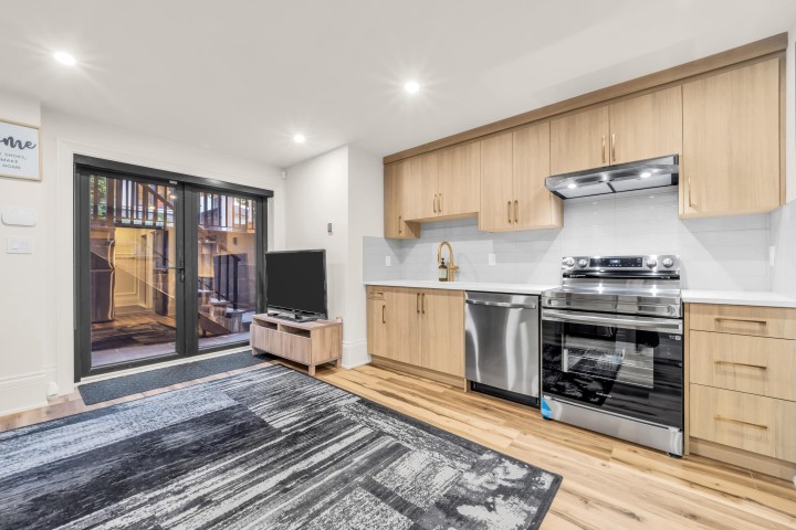 Photo 21 at 1443 W 57th Avenue, South Granville, Vancouver West