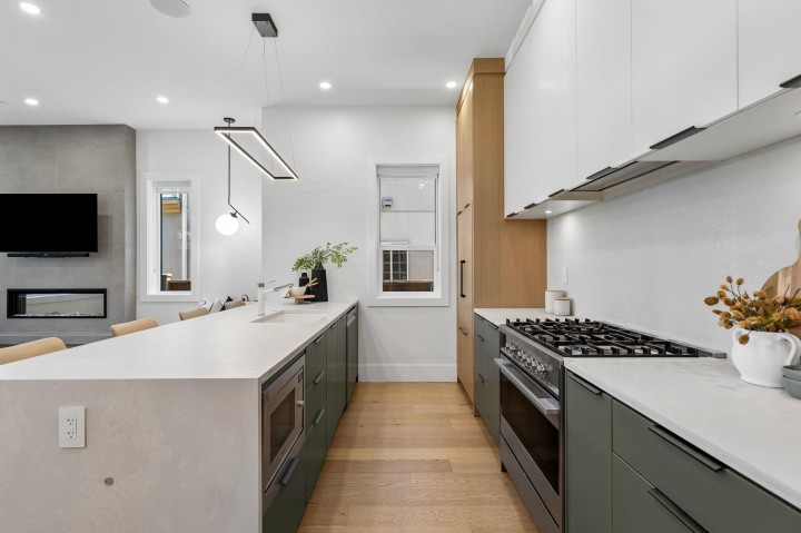 Photo 12 at 1234 E 19th Avenue, Knight, Vancouver East
