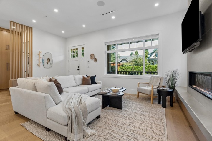 Photo 1 at 1234 E 19th Avenue, Knight, Vancouver East