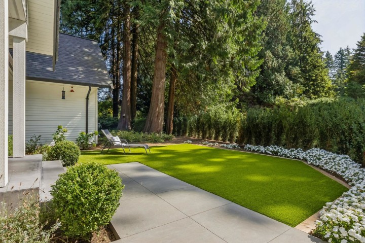 Photo 33 at 435 Macbeth Crescent, Cedardale, West Vancouver