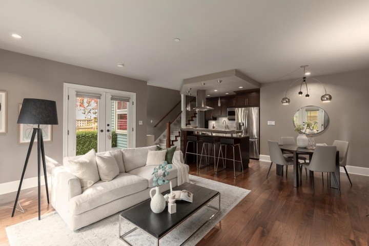 Photo 2 at 850 E 10th Avenue, Mount Pleasant VE, Vancouver East