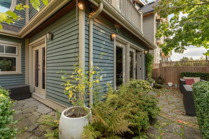 Photo 26 at 850 E 10th Avenue, Mount Pleasant VE, Vancouver East