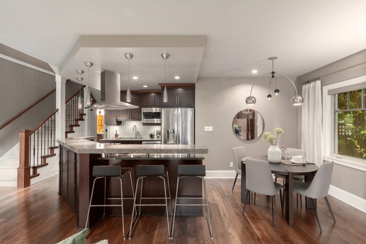 Photo 5 at 850 E 10th Avenue, Mount Pleasant VE, Vancouver East