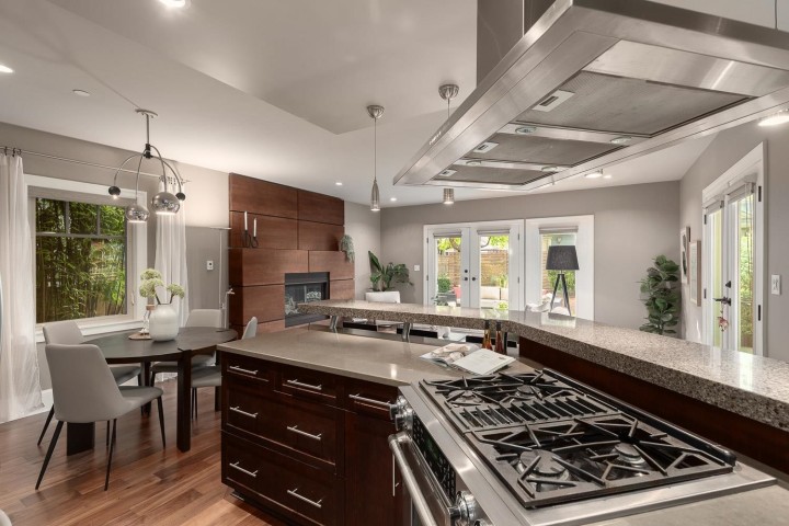 Photo 8 at 850 E 10th Avenue, Mount Pleasant VE, Vancouver East