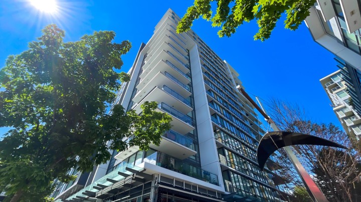 Photo 1 at 1402 - 159 W 2nd Avenue, False Creek, Vancouver West