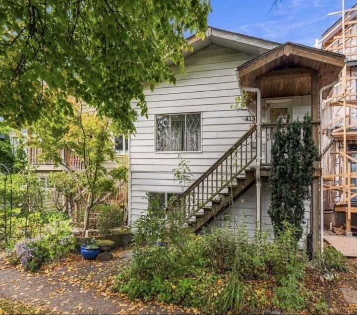 Photo 1 at 4153 John Street, Main, Vancouver East
