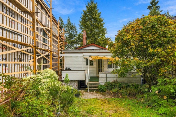 Photo 29 at 4153 John Street, Main, Vancouver East