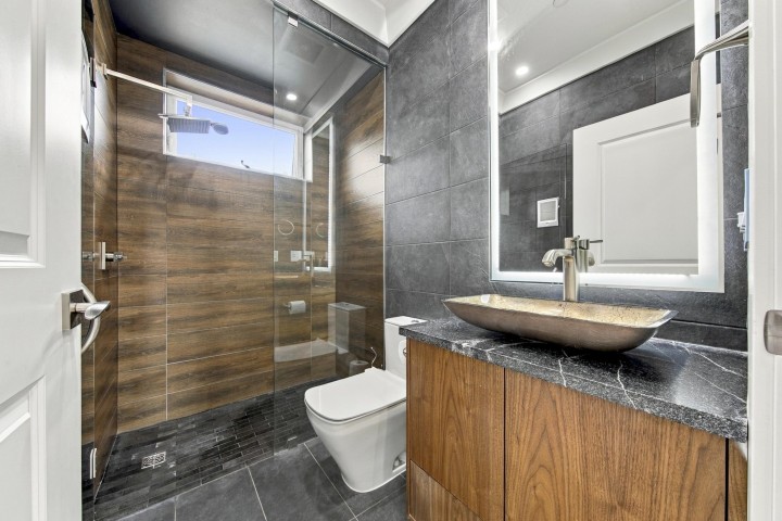 Photo 14 at 1267 E 53rd Avenue, South Vancouver, Vancouver East