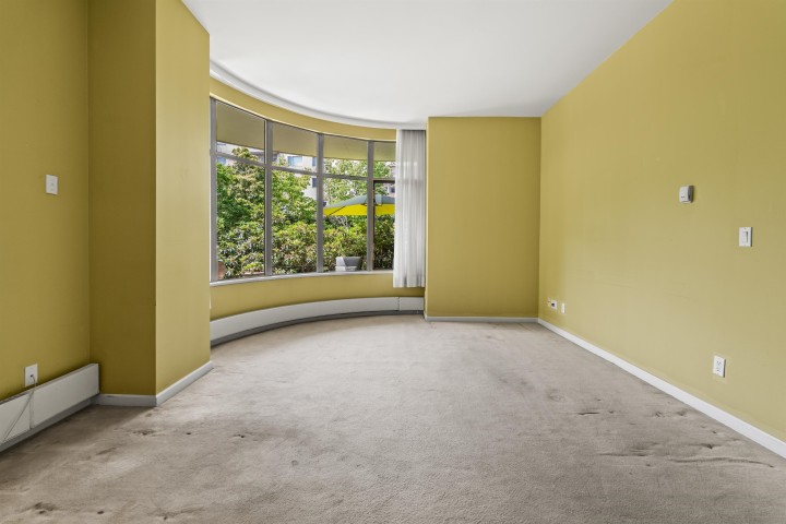 Photo 12 at 102 - 5850 Balsam Street, Kerrisdale, Vancouver West