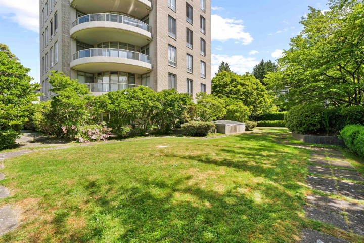 Photo 29 at 102 - 5850 Balsam Street, Kerrisdale, Vancouver West