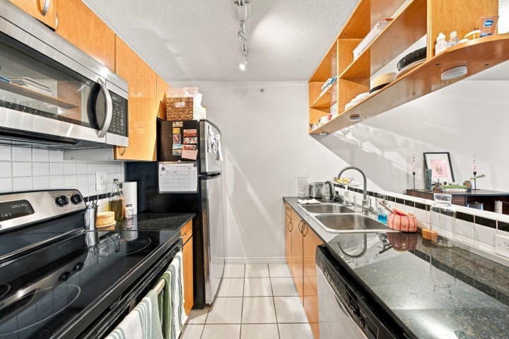 Photo 6 at 1803 - 939 Homer Street, Yaletown, Vancouver West