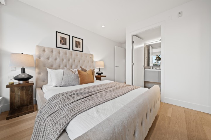 Photo 23 at 140 W Woodstock Avenue, Cambie, Vancouver West