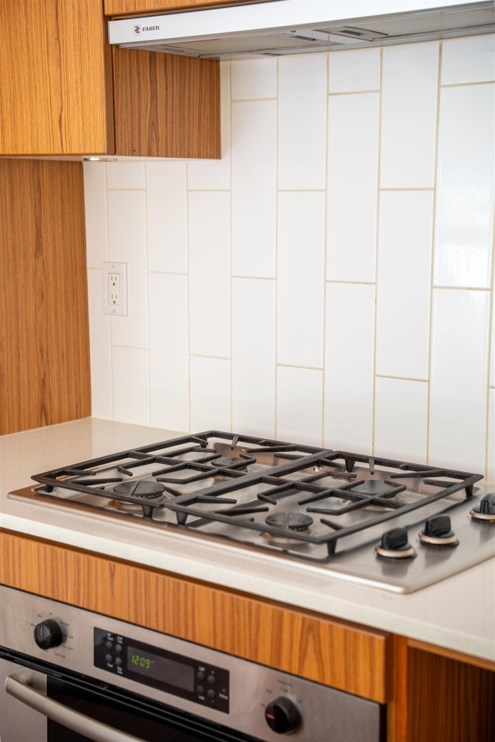 Photo 13 at 504 - 1675 W 8 Avenue, Fairview VW, Vancouver West