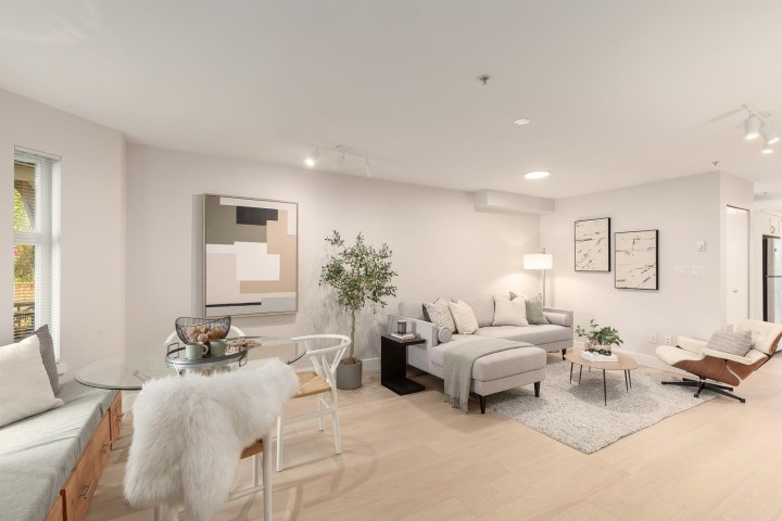Photo 2 at 1680 E Pender Street, Hastings, Vancouver East