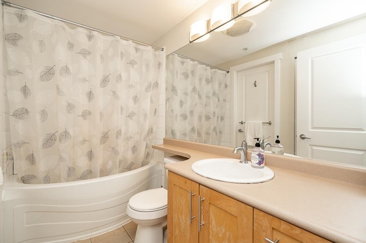 Photo 12 at 1406 - 4655 Valley Drive, Quilchena, Vancouver West