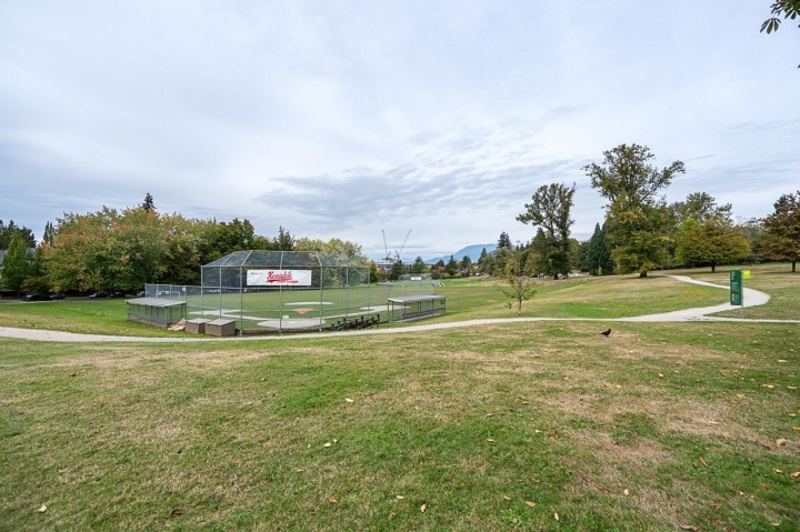 Photo 36 at 1406 - 4655 Valley Drive, Quilchena, Vancouver West