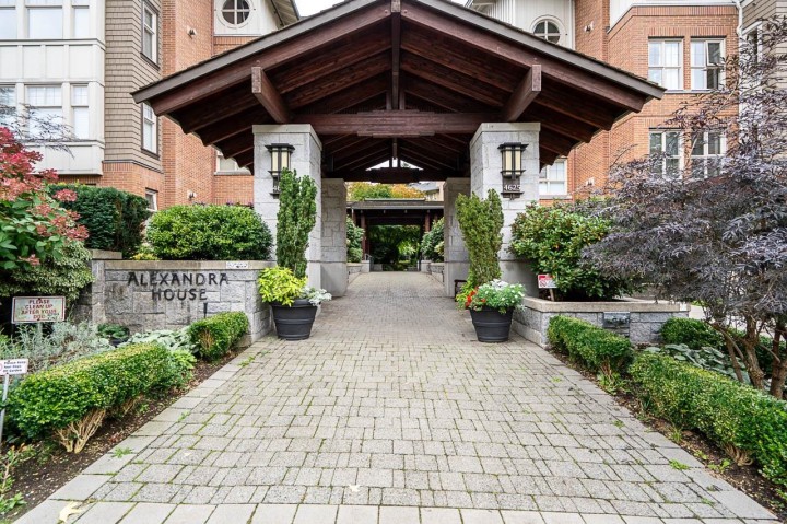 Photo 1 at 1406 - 4655 Valley Drive, Quilchena, Vancouver West