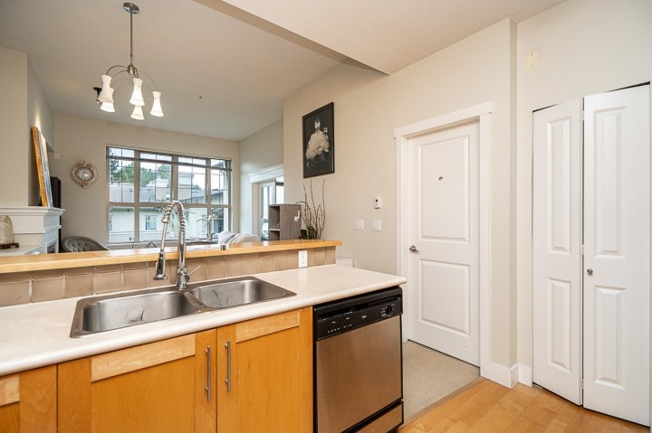 Photo 15 at 1406 - 4655 Valley Drive, Quilchena, Vancouver West