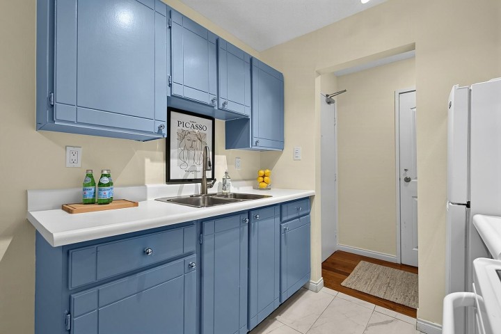 Photo 13 at 206 - 1717 W 13th Avenue, Fairview VW, Vancouver West