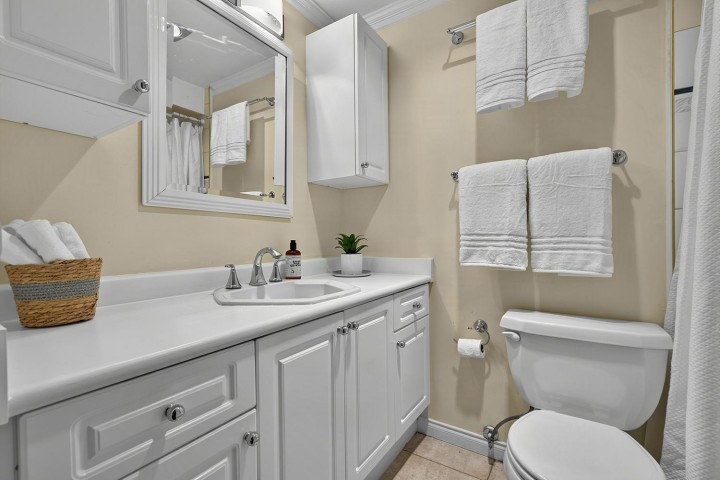 Photo 21 at 206 - 1717 W 13th Avenue, Fairview VW, Vancouver West