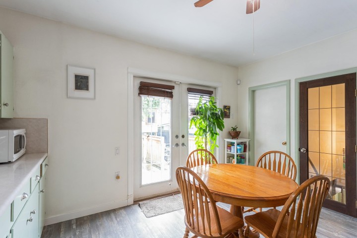Photo 12 at 550 Cassiar Street, Renfrew VE, Vancouver East