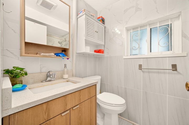 Photo 22 at 777 E Pender Street, Strathcona, Vancouver East