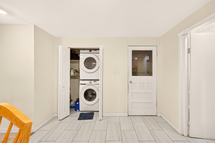 Photo 14 at 777 E Pender Street, Strathcona, Vancouver East