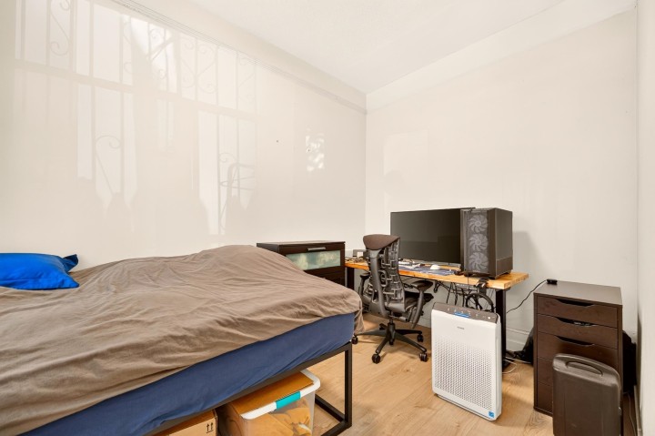 Photo 8 at 777 E Pender Street, Strathcona, Vancouver East