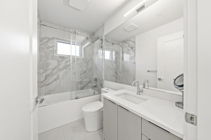 Photo 28 at 742 E 58th Avenue, South Vancouver, Vancouver East