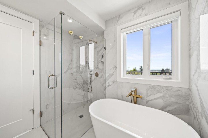 Photo 18 at 742 E 58th Avenue, South Vancouver, Vancouver East