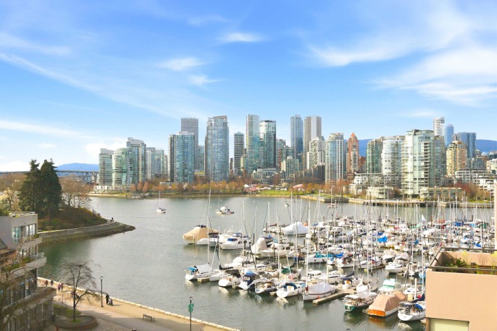 Photo 11 at 533 - 666 Leg In Boot Square, False Creek, Vancouver West