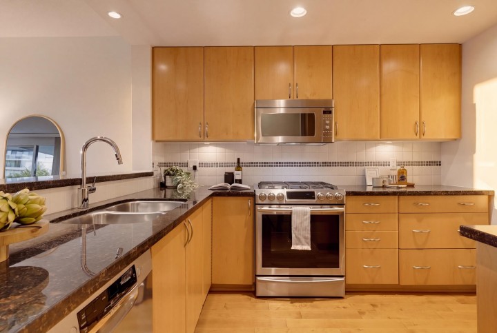 Photo 18 at 404 - 1428 W 6th Avenue, Fairview VW, Vancouver West