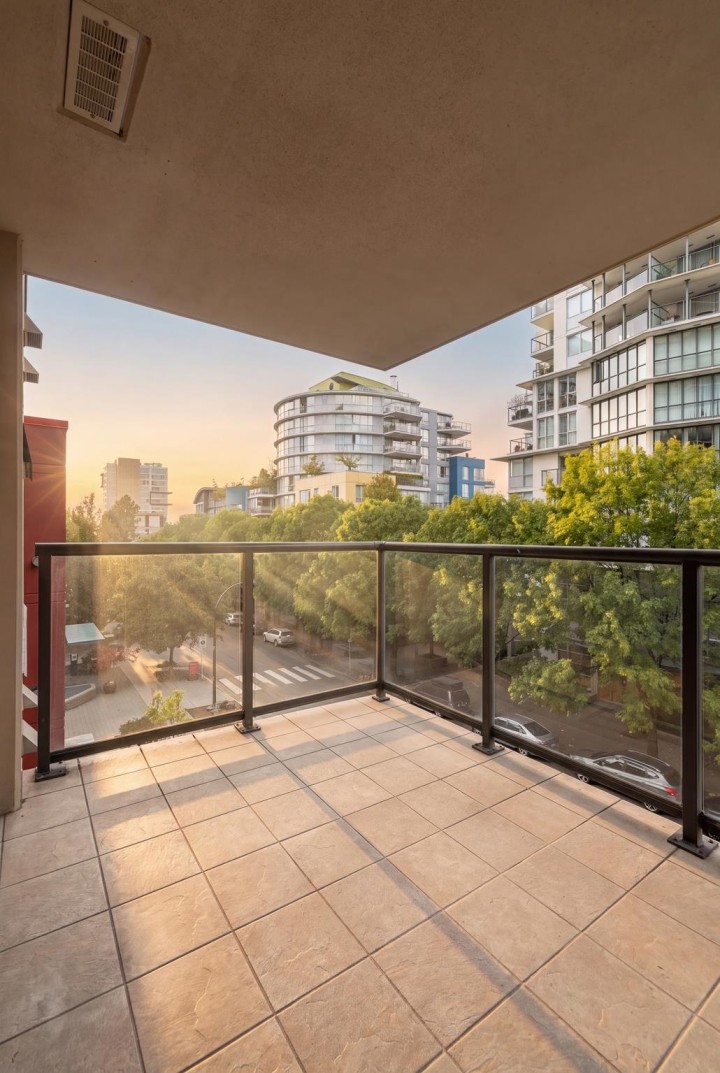 Photo 15 at 404 - 1428 W 6th Avenue, Fairview VW, Vancouver West