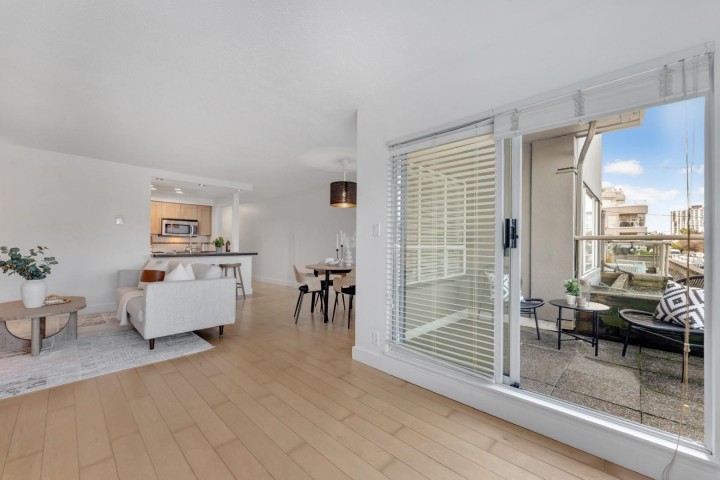 Photo 25 at 101 - 2412 Alder Street, Fairview VW, Vancouver West