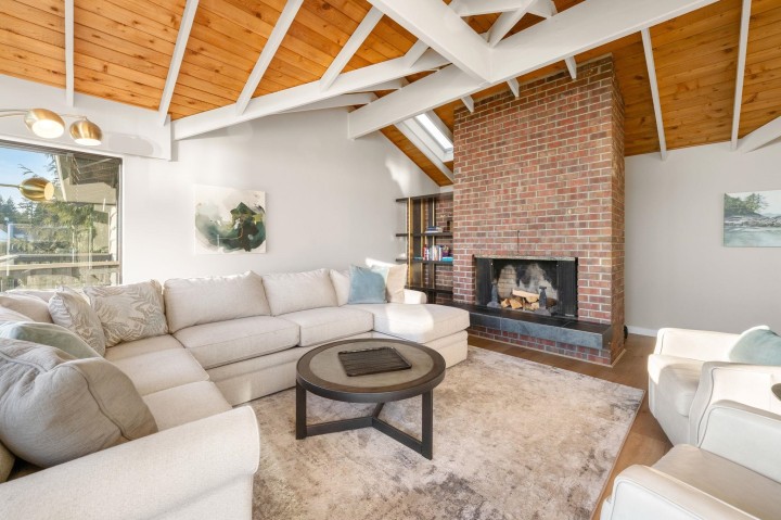 Photo 21 at 4570 Woodgreen Court, Cypress Park Estates, West Vancouver