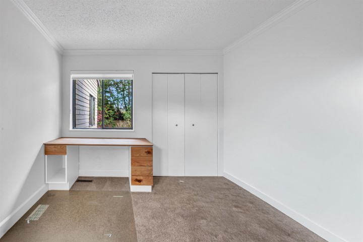 Photo 13 at 7237 Quatsino Drive, Champlain Heights, Vancouver East