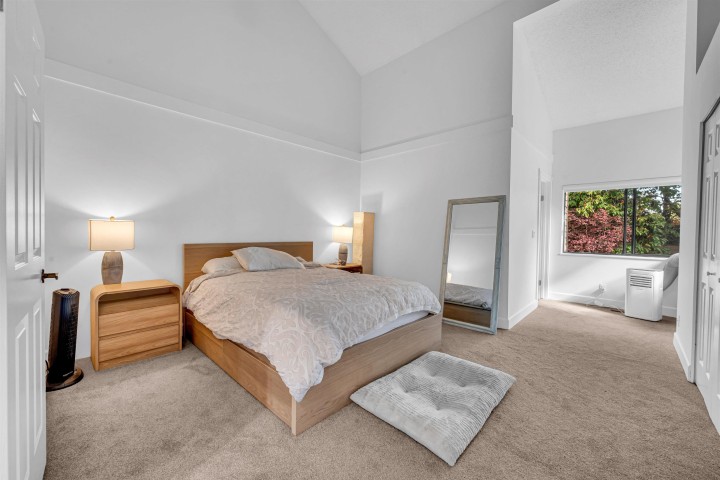 Photo 11 at 7237 Quatsino Drive, Champlain Heights, Vancouver East