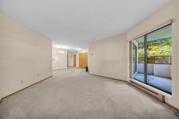 Photo 2 at 110 - 2222 Prince Edward Street, Mount Pleasant VE, Vancouver East