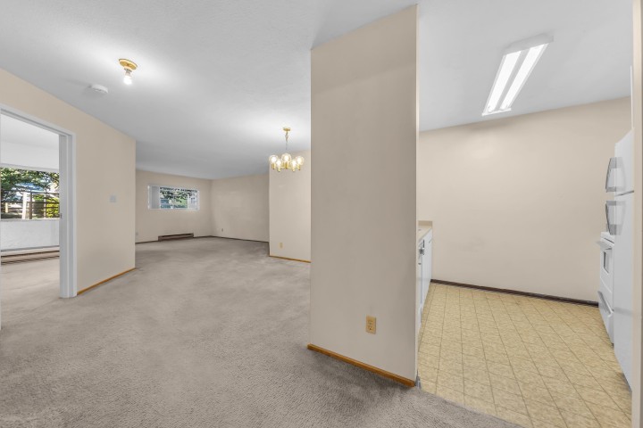 Photo 17 at 110 - 2222 Prince Edward Street, Mount Pleasant VE, Vancouver East