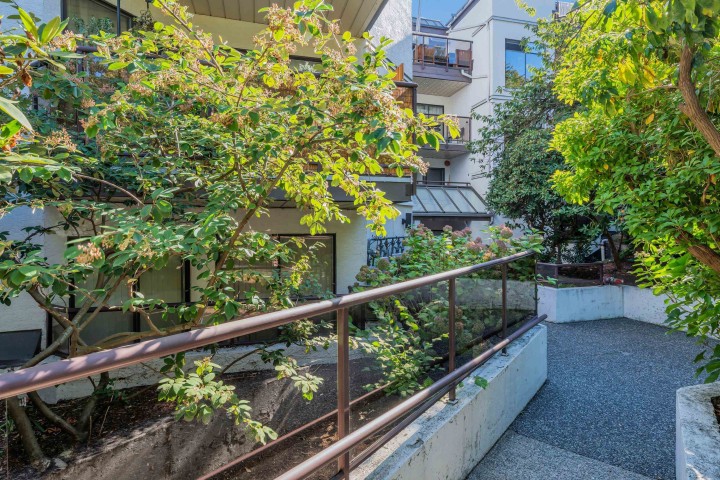 Photo 30 at 110 - 2222 Prince Edward Street, Mount Pleasant VE, Vancouver East